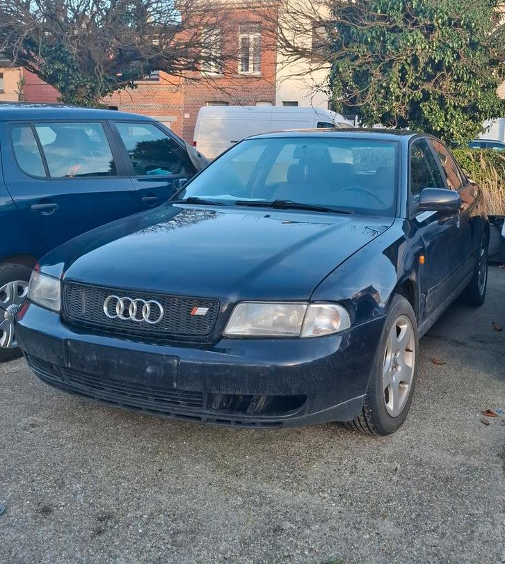 Audi A4 B5 1997 1.9 TDI AHU 303K Export/Project, Autos, Audi, Particulier, A4, Attache-remorque, Enlèvement