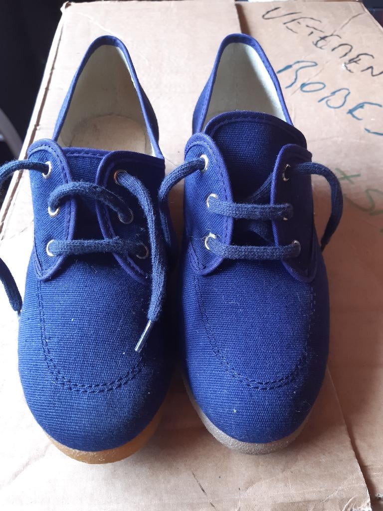 Chaussures toile bleue, Vêtements | Femmes, Chaussures, Neuf, Chaussures basses, Bleu, Enlèvement