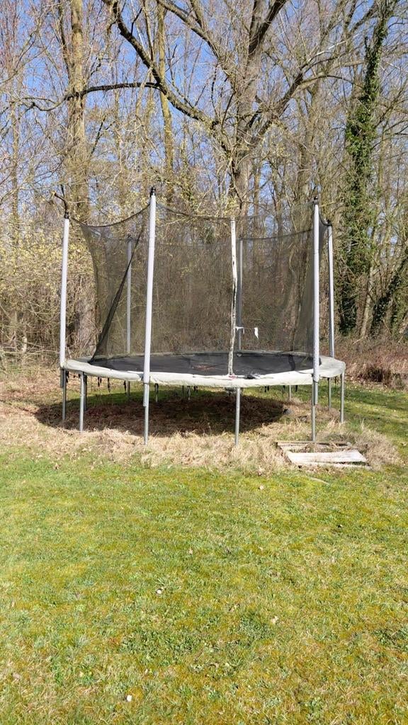 Trampoline Décathlon À DONNER !, Enfants & Bébés, Jouets | Extérieur | Trampolines, Enlèvement