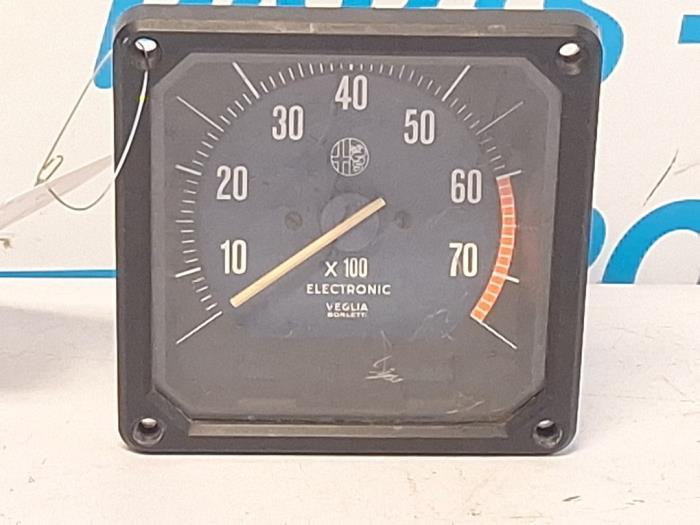 Tachomètre d'un Alfa Romeo Alfetta, Autos : Pièces & Accessoires, -, 3 mois de garantie, Utilisé, Alfa Romeo