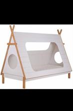 2 tippi bedden en tipi boekenrek te koop, Ophalen