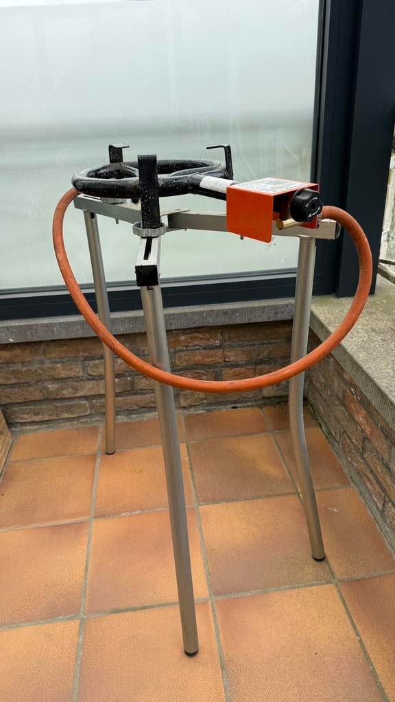 Rechaud à gaz avec trépied, Enlèvement, Utilisé