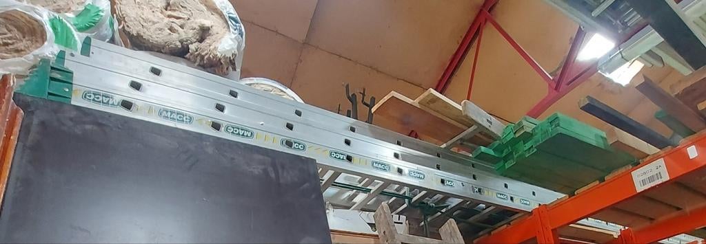 GRANDE ÉCHELLE "MACC " 15 MÈTRES. VALEUR + DE 1500€, Enlèvement, Échelle