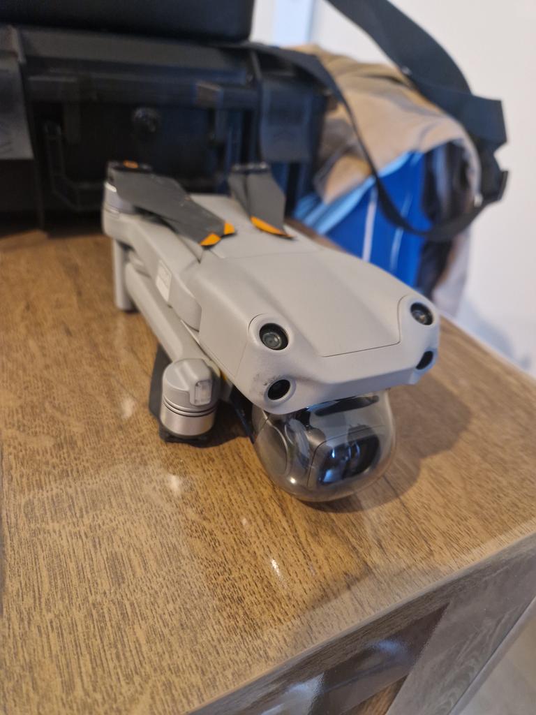 DJI AIR 2S fly more combo met smart controller en koffer, TV, Hi-fi & Vidéo, Drones, Comme neuf, Drone avec caméra, Qualité supérieure