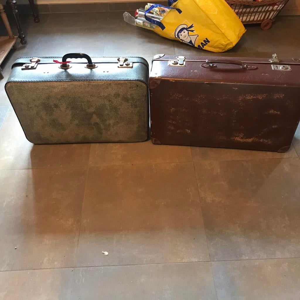 Oude koffers, Enlèvement, Comme neuf