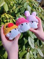 Lot de 3 minis peluches canard, fraise et lapin., Envoi