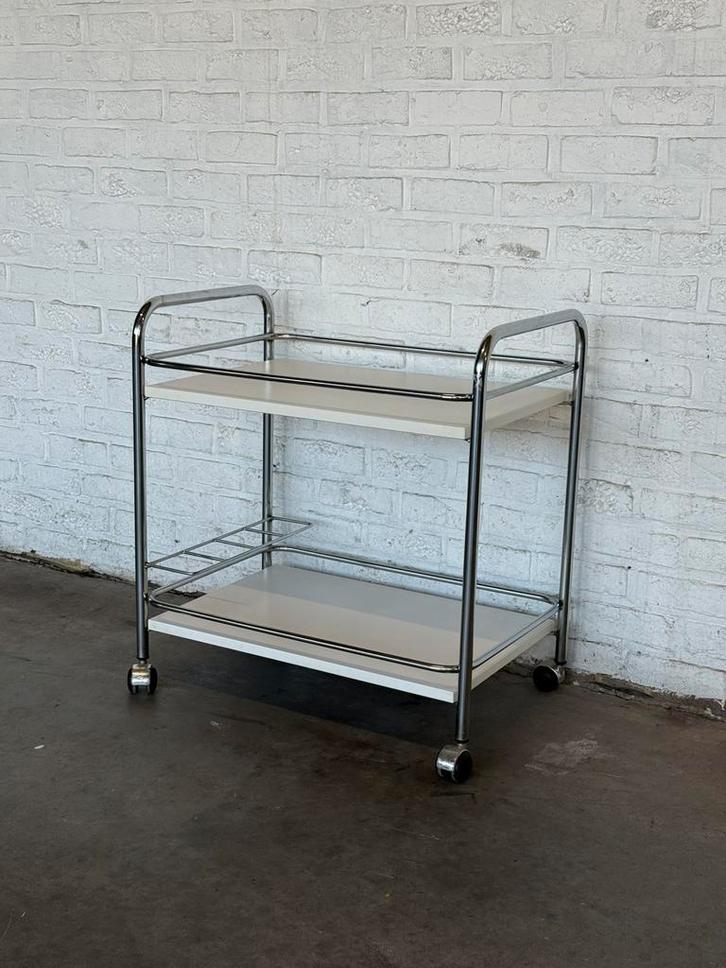 Desserte / bar cart design chromé – style moderniste, Maison & Meubles, Tables | Dessertes, Utilisé, Métal, Enlèvement