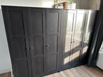 Kleerkast donker (2 beschikbaar, apart of dubbel meenemen), Ophalen, Zo goed als nieuw