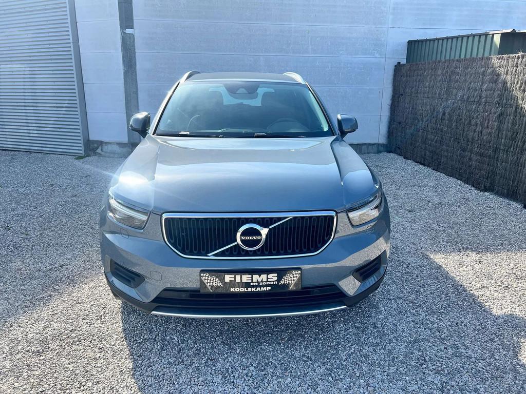 Volvo XC40 1.5 T3 Momentum Geartronic (automatique), Autos, Volvo, Argent ou Gris, Achat, Cruise Control, Euro 6