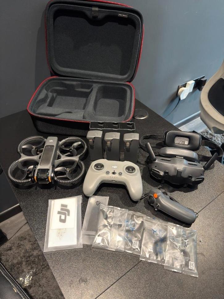 Combo Fly More pour DJI Avata 2 (3 batteries), TV, Hi-fi & Vidéo, Drones, Comme neuf, DJI, Enlèvement ou Envoi