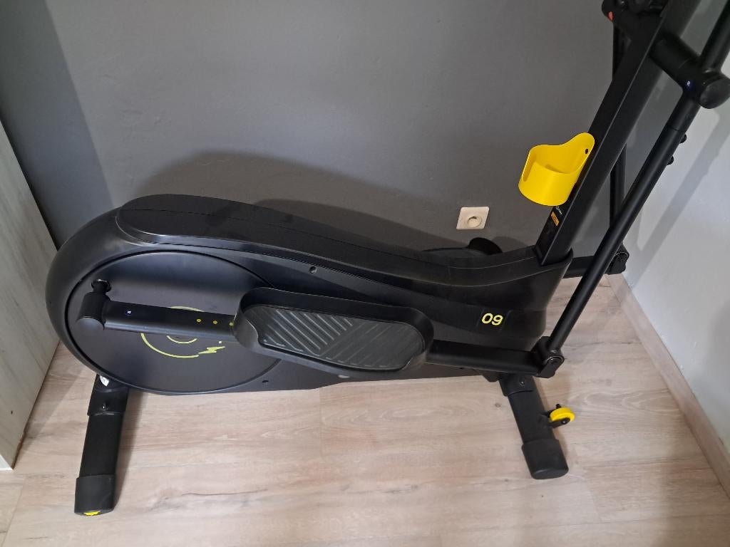 Vélo elliptique auto alimenté domyos 520, Enlèvement, Comme neuf, Bras, Vélo elliptique