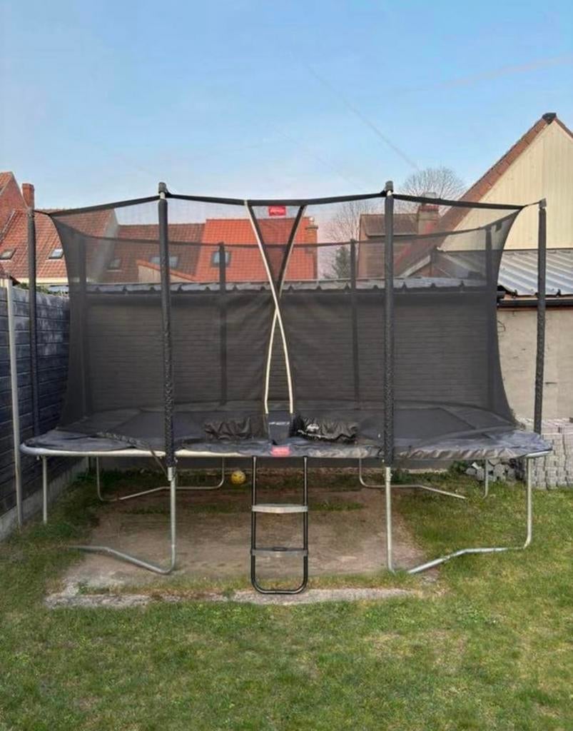 BERG ; Groot Trampoline, Ophalen, Zo goed als nieuw