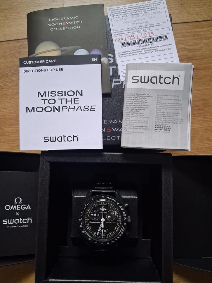 MoonsWatch Speedmaster missie naar de maan - Snoopy, Handtassen en Accessoires, Horloges | Heren, Zo goed als nieuw, Omega, Ophalen