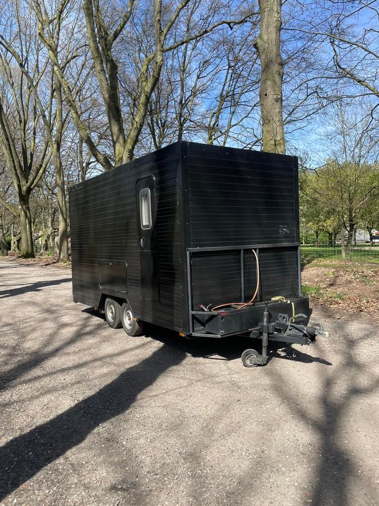 Dichte aanhanger, Dieren en Toebehoren, Hondenhokken, Zo goed als nieuw, Ophalen