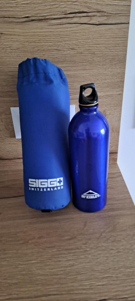blauwe waterfles + etui, Ophalen of Verzenden, Gebruikt