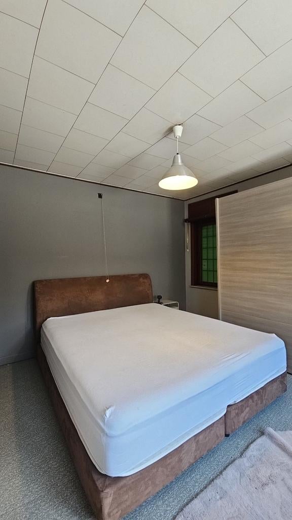 Lit king size, Enlèvement