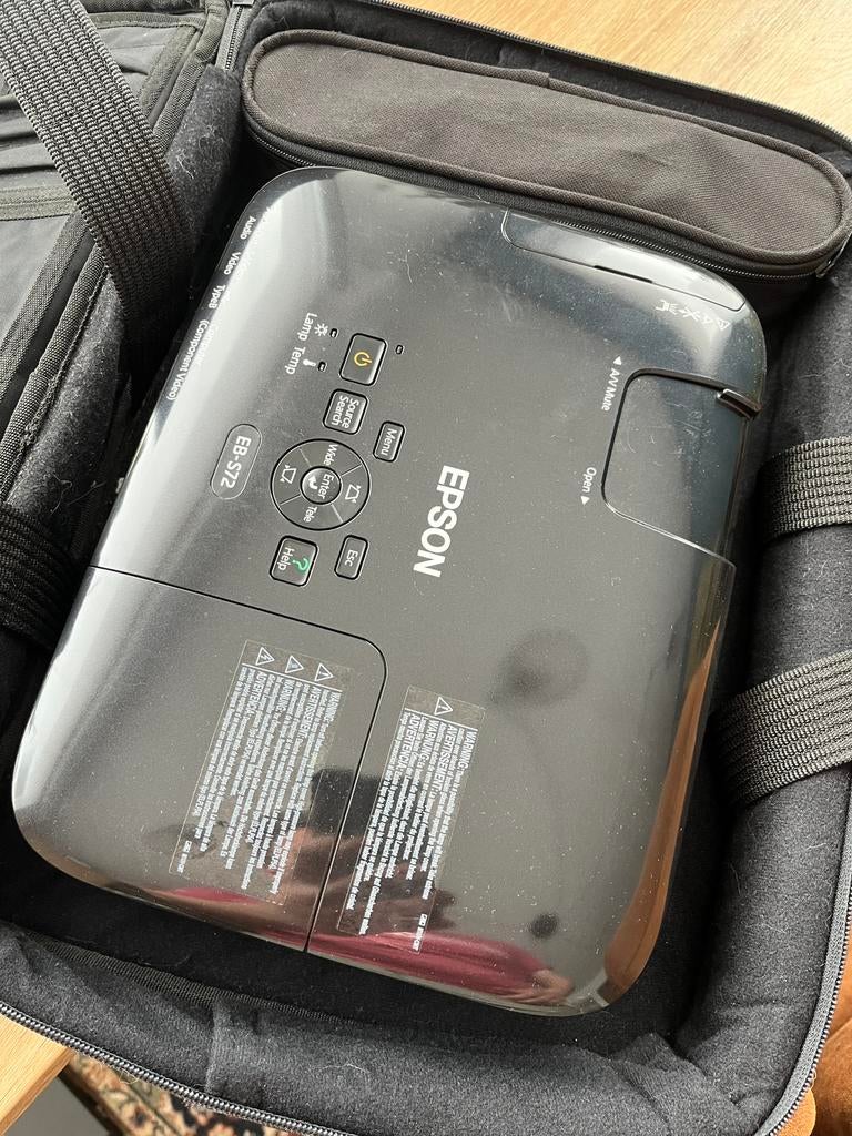 Beamer / Projector Epson met bijhorende kabels, Ophalen of Verzenden, Zo goed als nieuw, Epson