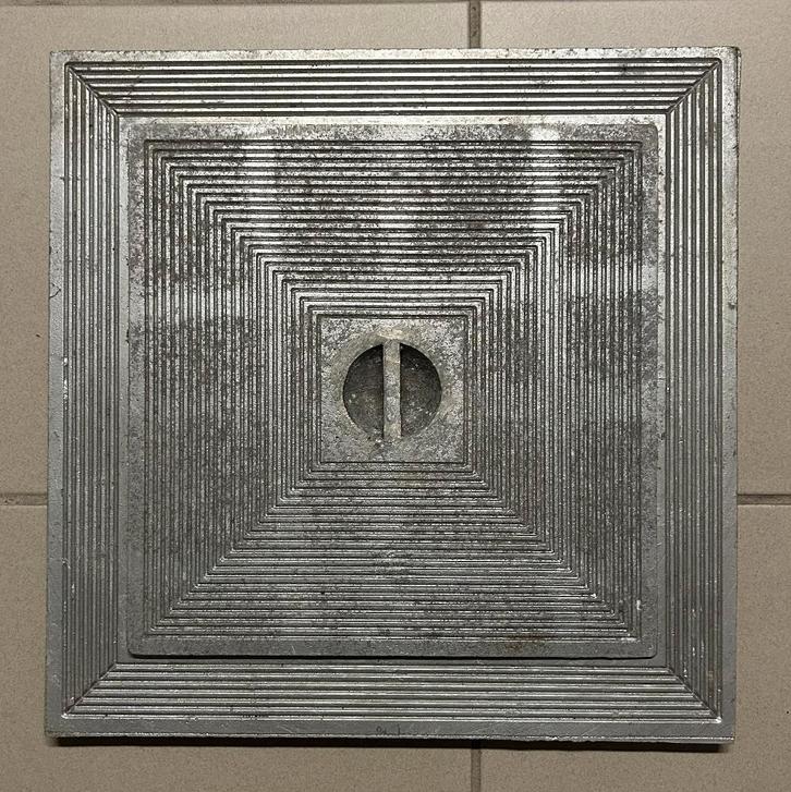 Couvercle de fosse en aluminium - 40 x 40 cm, Bricolage & Construction, Tuyaux & Évacuations, Neuf, Autres types, Aluminium, Moins de 2 mètres