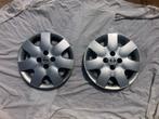 Twee Nissan wieldoppen, Ophalen, Zo goed als nieuw