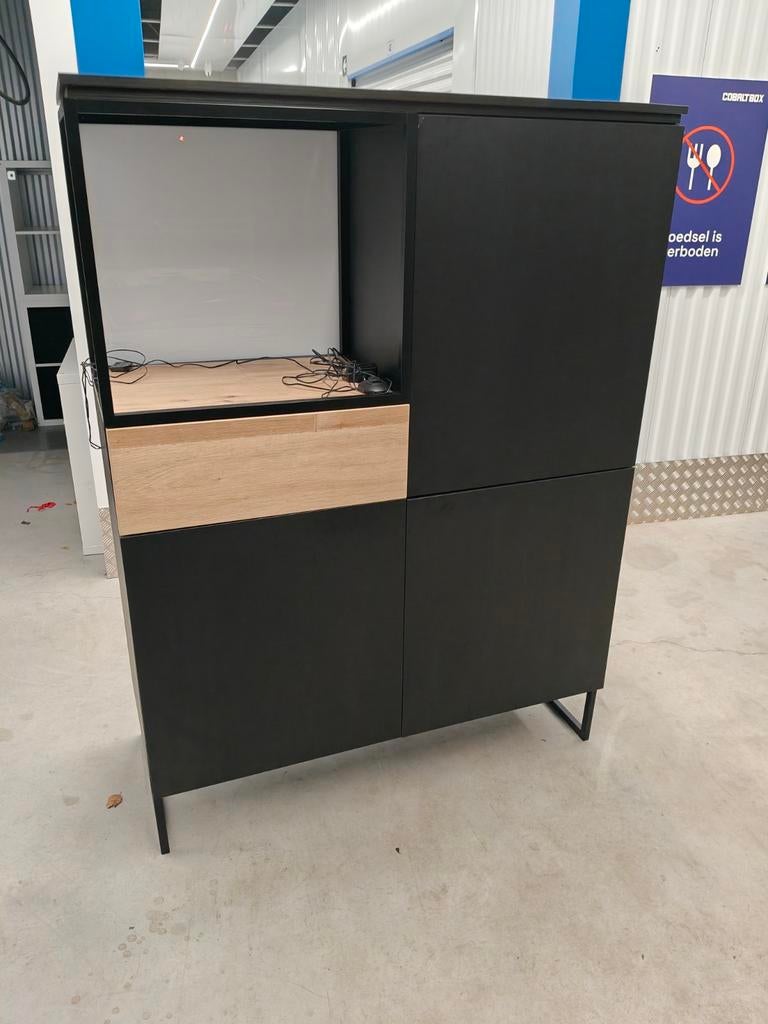 Drankkast met licht, Ophalen, Zo goed als nieuw