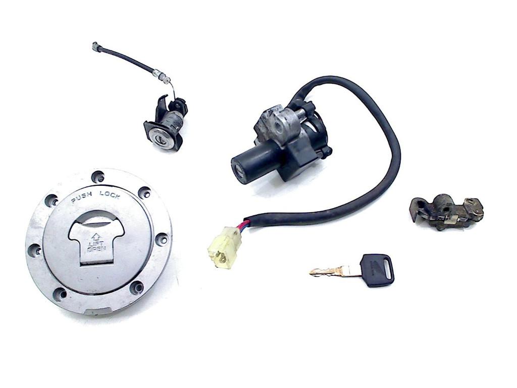 ENSEMBLE DE VERROU ET CYLINDRE DE PORTES Honda, Dhr. S. di Majo, Utilisé, Info@cama-motorparts.nl, P.J. Troelstraweg 8 8
3144 CX  MAASSLUIS, NL