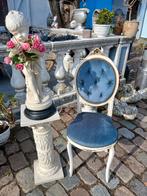 Stoeltje plus zuil en groot zwaar beeld, Ophalen