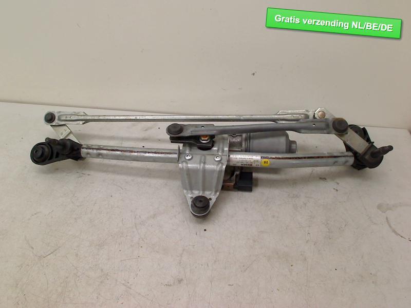 RUITENWISSER MECH + MOTOR Audi A3 Limousine (8VS / 8VM), Gebruikt, Dhr. R. de Gouw, Audi, De Bloemendaal 21 21
5221 EB  'S HERTOGENBOSCH, NL