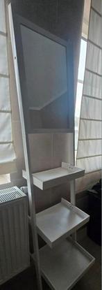 Witte houten rek met spiegel, Huis en Inrichting, Kasten | Stellingkasten, Ophalen of Verzenden, Zo goed als nieuw