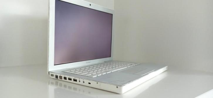 Apple macbook air / macbook white, Computers en Software, Apple Macbooks, Gebruikt, MacBook Air, Ophalen of Verzenden