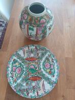 Oude chinese vaas en schaal van zelfde decoratief motief., Antiek en Kunst, Ophalen of Verzenden