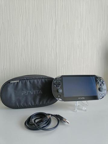 PS Vita 3G / Wifi (OLED) + Sony hoes beschikbaar voor biedingen