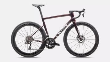 NIEUW! 2025 S-Works Tarmac SL8 donker rood Dura Ace Di2 beschikbaar voor biedingen