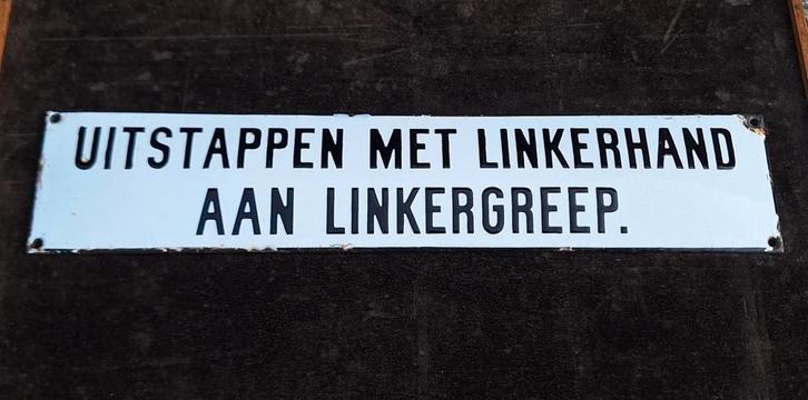 Antiek zwart wit emaille tekstbord uit de bus of tram🚊🚌, Verzamelen, Merken en Reclamevoorwerpen, Gebruikt, Reclamebord, Ophalen of Verzenden