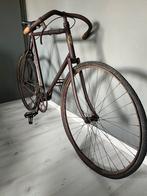 Zeer oude fiets Peugeot 1902 schuurvondst, Ophalen