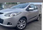 Mazda 2 zilvergrijs perfecte staat diesel, Auto's, Stof, Zwart, Diesel, 5 deurs