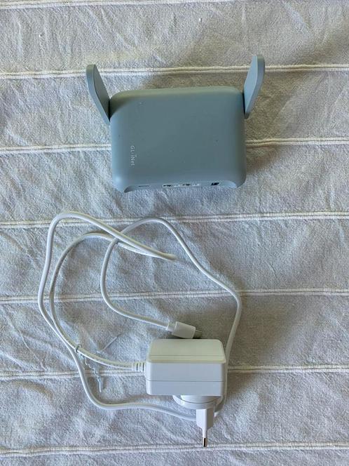 Travelrouter GL iNet AX3000 wifi6 router Beryl AX, Computers en Software, Netwerk switches, Zo goed als nieuw, Ophalen