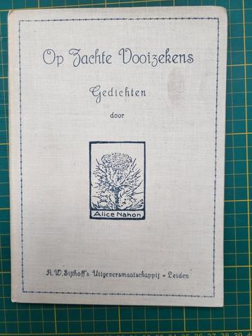 Alice Nahon - Op zachte vooizekens beschikbaar voor biedingen