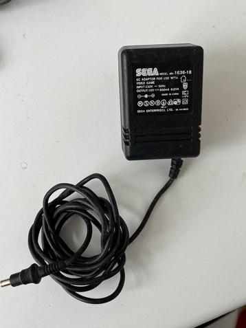 Chargeur Mega Drive 2 original  beschikbaar voor biedingen