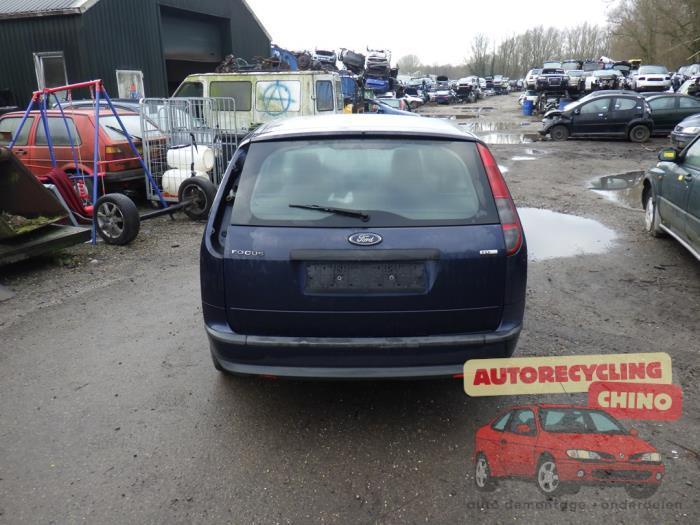 Feu arrière droit d'un Ford Focus, Autos : Pièces & Accessoires, Éclairage, Ford, Utilisé, 3 mois de garantie, Enlèvement ou Envoi