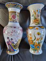 2 Chinese vazen. Ongeveer 40cm hoog, Enlèvement ou Envoi