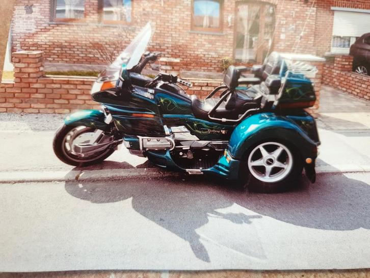 Moto  goldwing trick, Motos, Motos | Honda, Particulier, Enlèvement