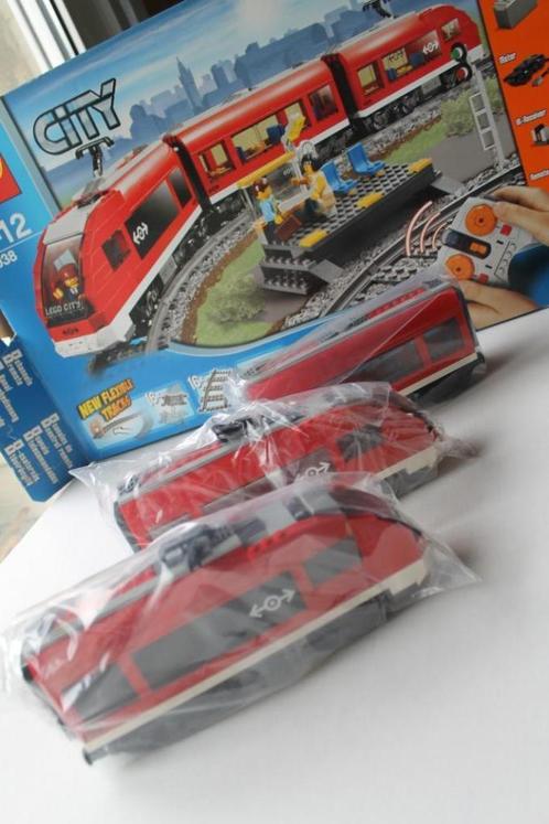 LEGO City 7938 Passagierstrein met doos en boekjes, Kinderen en Baby's, Speelgoed | Duplo en Lego, Gebruikt, Lego, Complete set