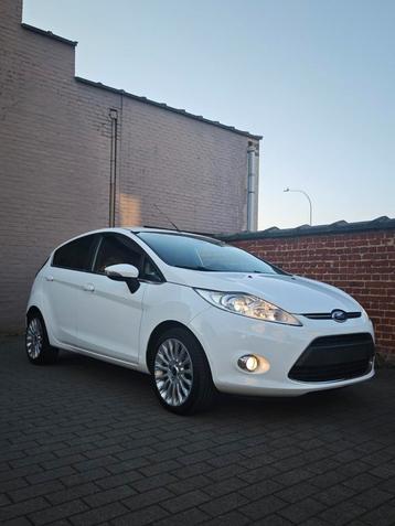 Ford fiesta Titanium1.25i Benzine (50000)km Eerste Eigenaar  beschikbaar voor biedingen