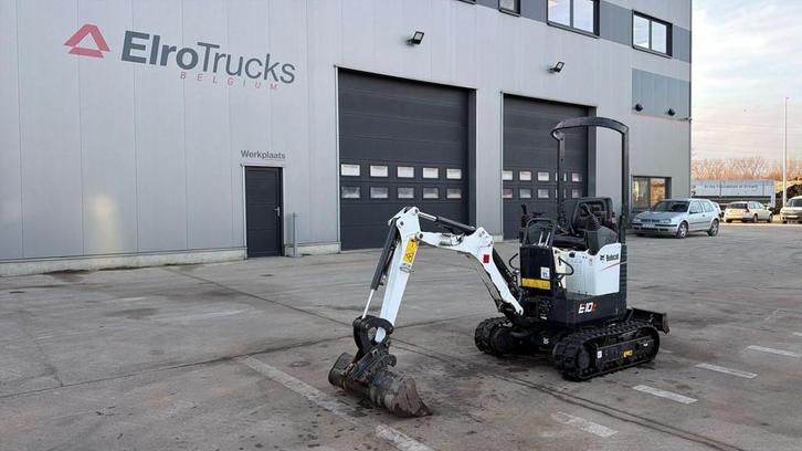 Bobcat E10 Z (BE MACHINE / 438H / MIN WIDTH 0.73M / TOP COND, Zakelijke goederen, Machines en Bouw | Kranen en Graafmachines, Graafmachine
