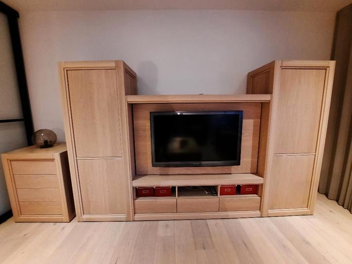 televisiemeubel met tafels, kastje met lades en stoelen, Maison & Meubles, Armoires | Mobilier de télévision, Utilisé, Enlèvement