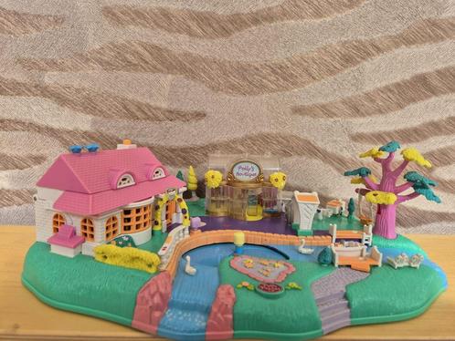 Polly Pocket Magical Moving Ponyvile (1996), Kinderen en Baby's, Speelgoed | Poppenhuizen, Gebruikt, Poppenhuis, Ophalen