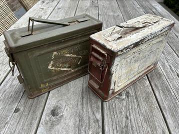 2 stuks speciale US WW2 .30 Cal ammo cans, Battle of Bulge beschikbaar voor biedingen