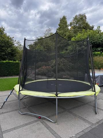 Trampoline met net en ladder 366cm beschikbaar voor biedingen