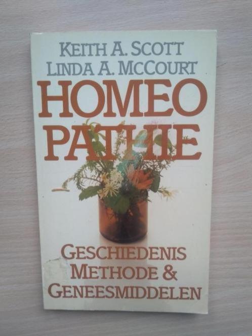 boek: homeopathie-Scott & McCourt + Robin Hayfield, Boeken, Gezondheid, Dieet en Voeding, Gelezen, Kruiden en Alternatief, Ophalen of Verzenden