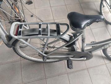 Batavus meisjesfiets  beschikbaar voor biedingen